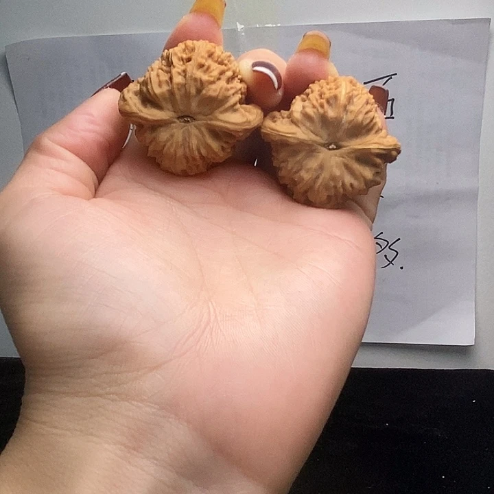 瓜***呱吊坠文玩核桃涿鹿