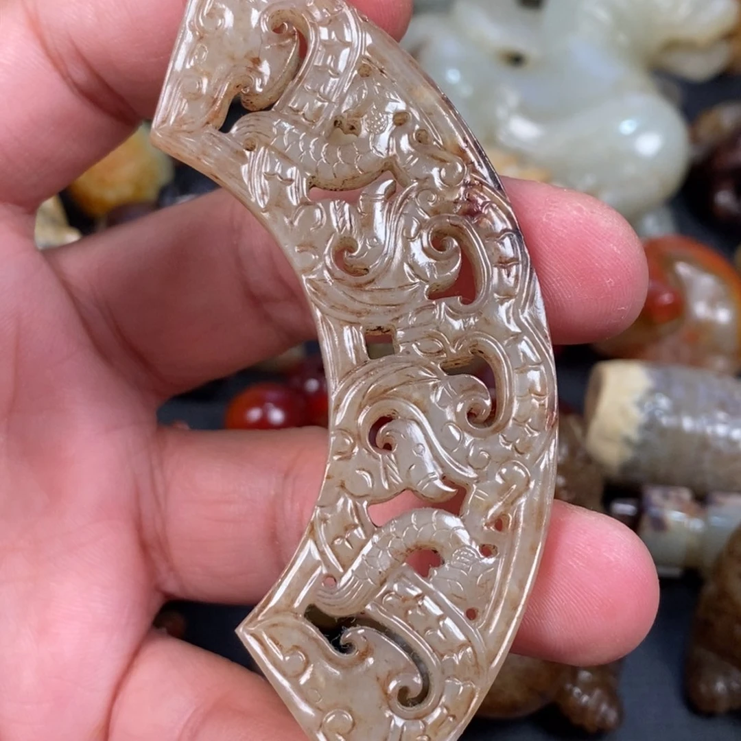 和田玉（糖玉）未镶嵌挂件朝***拾