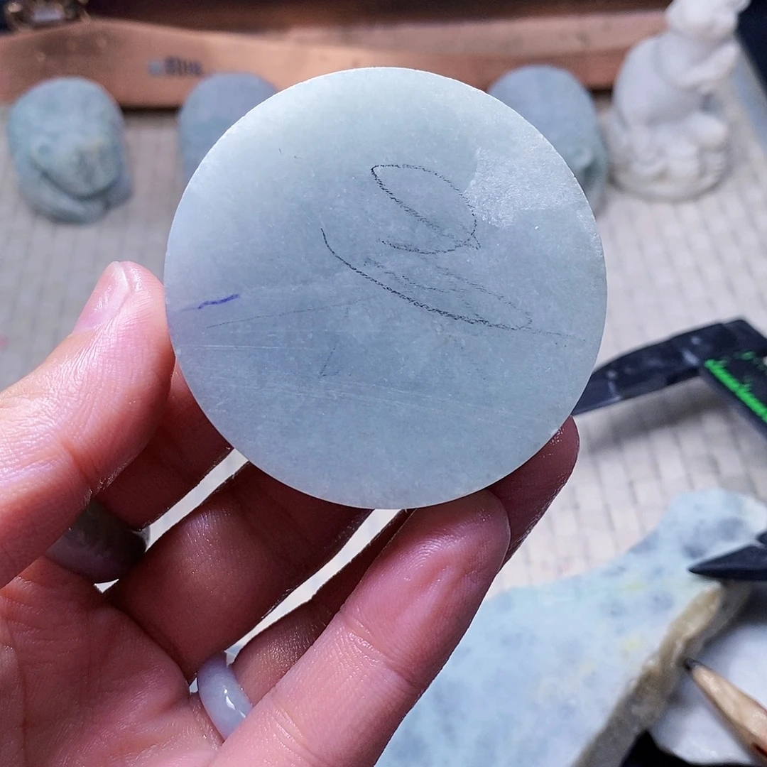 石***装翡翠未镶嵌颈饰180