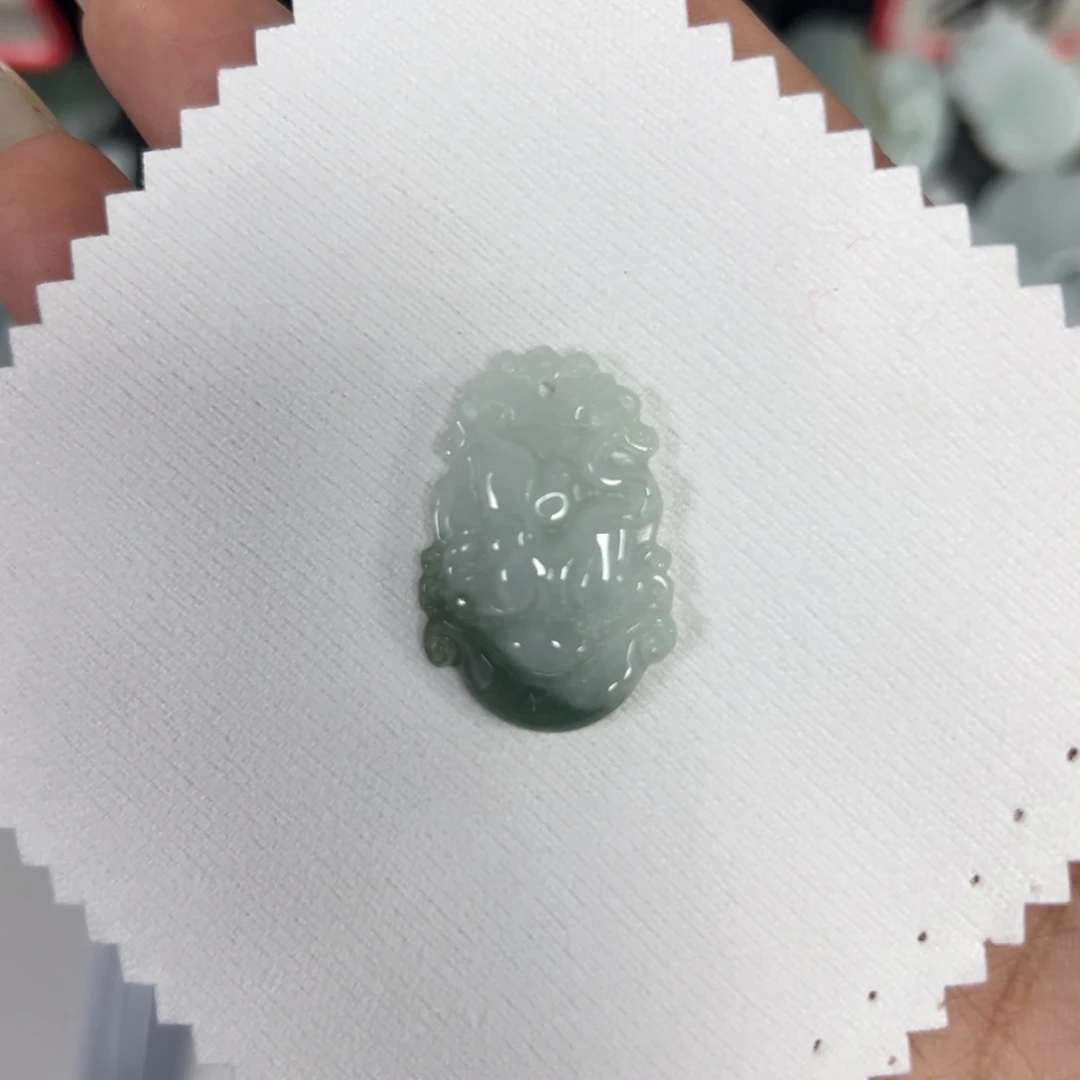 颈饰未镶嵌翡翠诺*生肖牌
