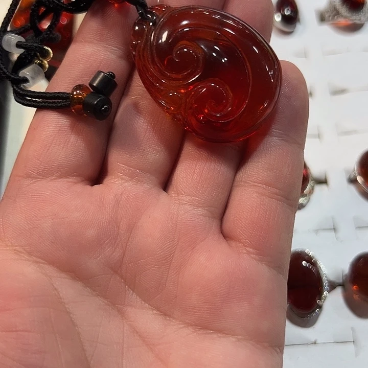 未镶嵌琥珀裸石炜