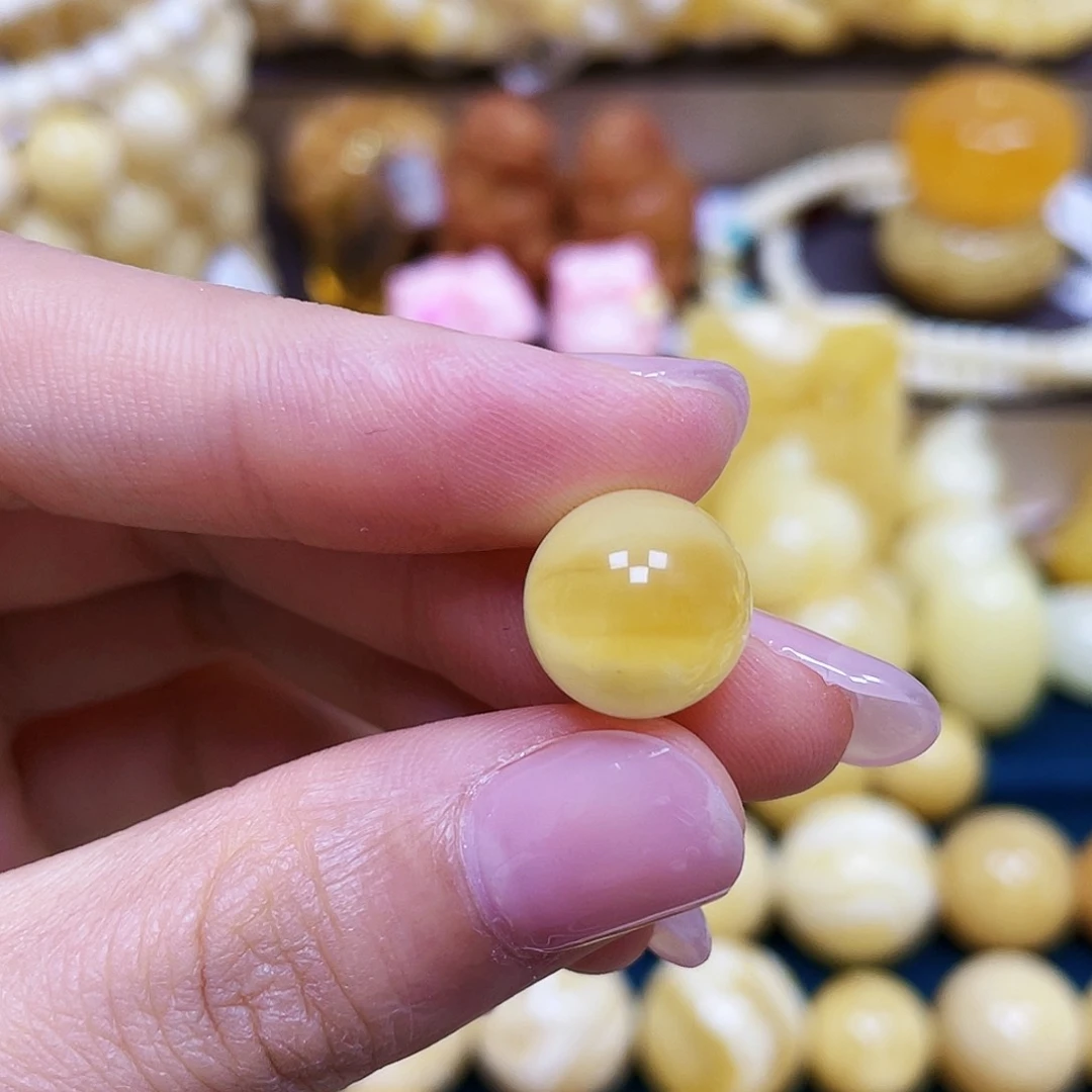 未镶嵌琥珀珠宝奇石12.3mm.圆珠.微瑕