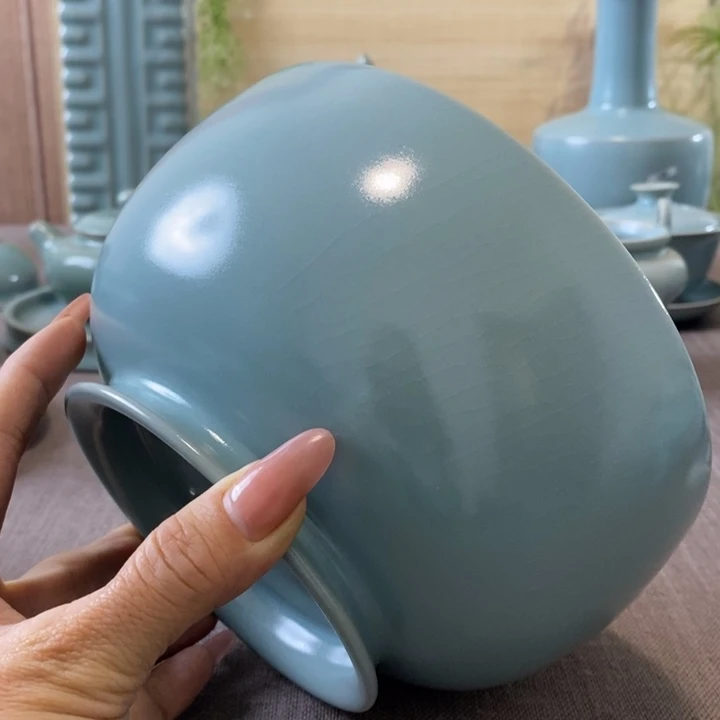 瓷片大碗一一一一一一一一一暇