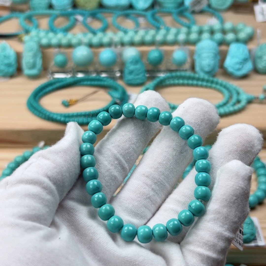 绿松石未镶嵌珠宝奇石