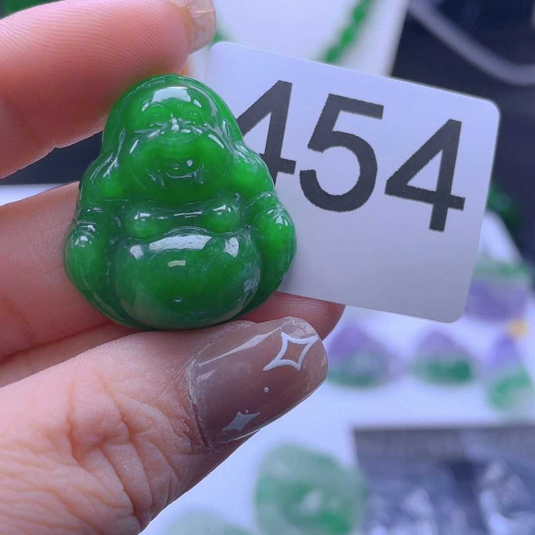 翡翠吊坠(赠链)未镶嵌