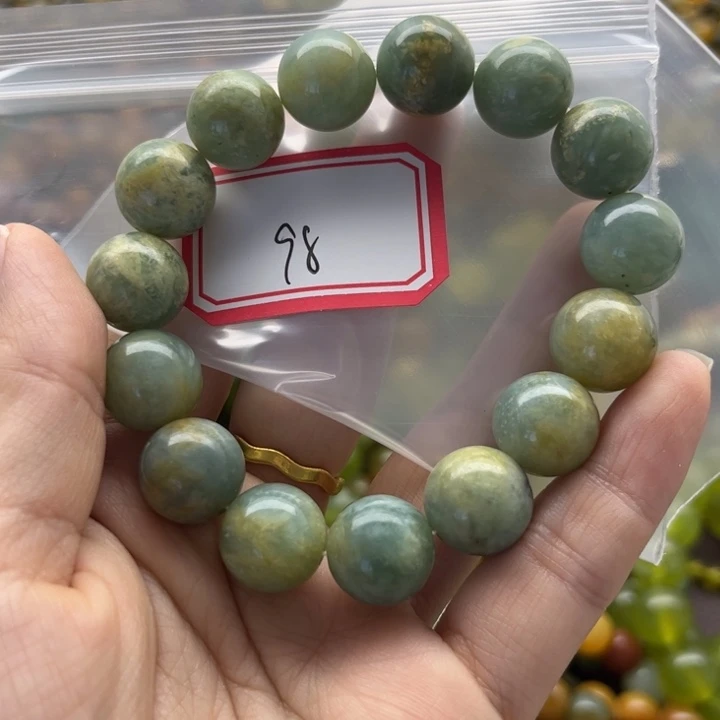 未镶嵌蛇纹石玉手链