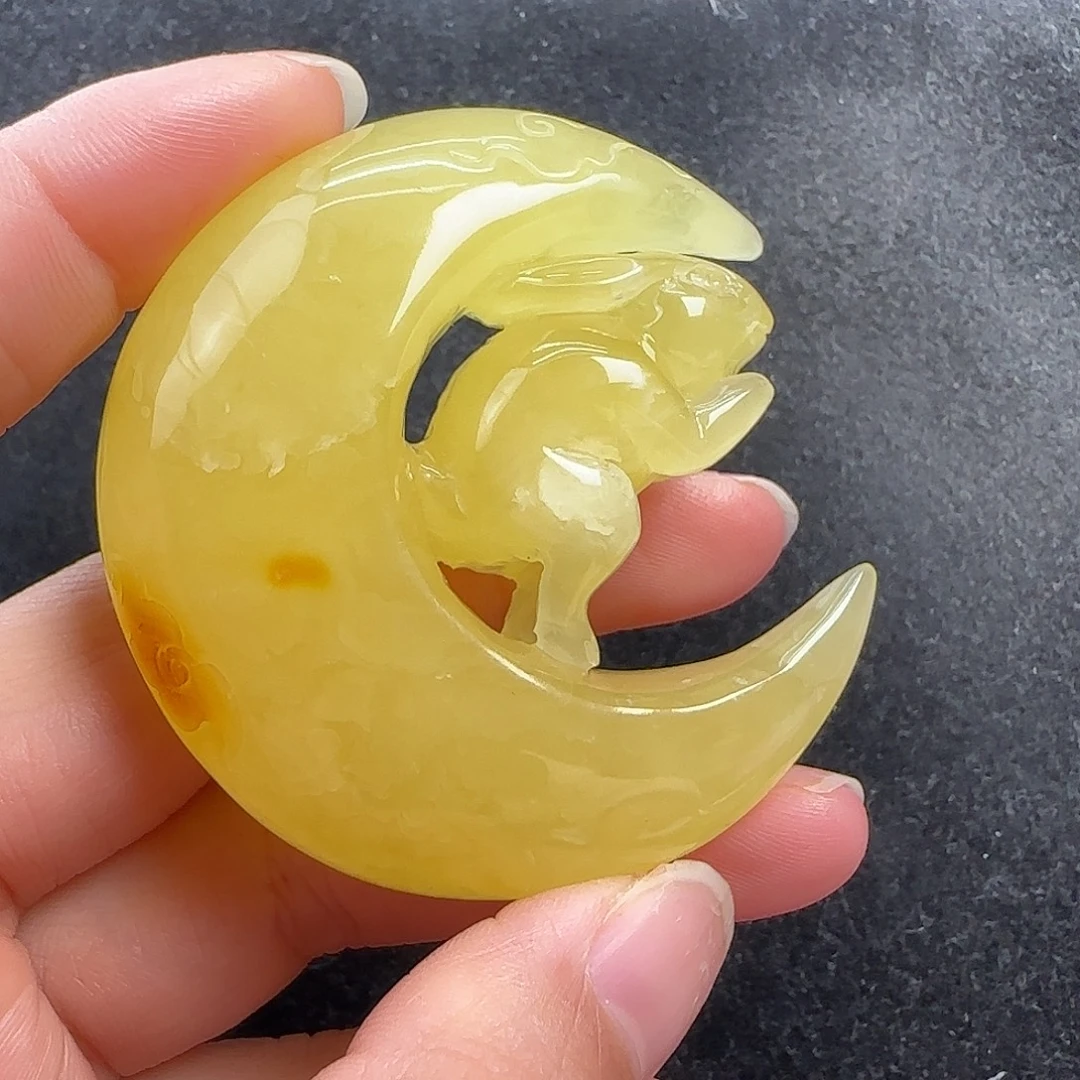 蜜蜡未镶嵌珠宝奇石