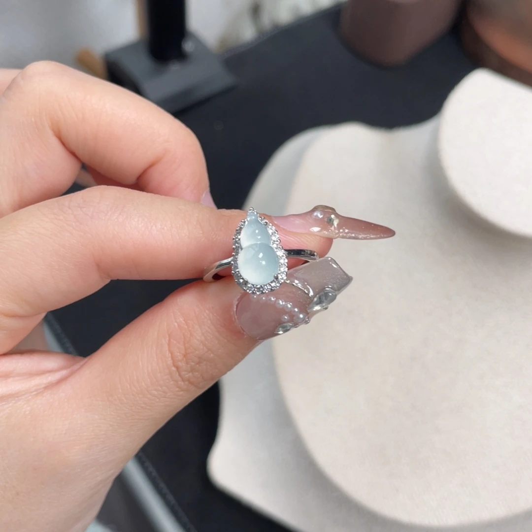 翡翠戒指银S925镶嵌15800