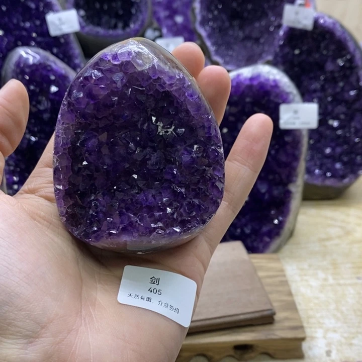 紫晶大型摆件（非配饰）未镶嵌
