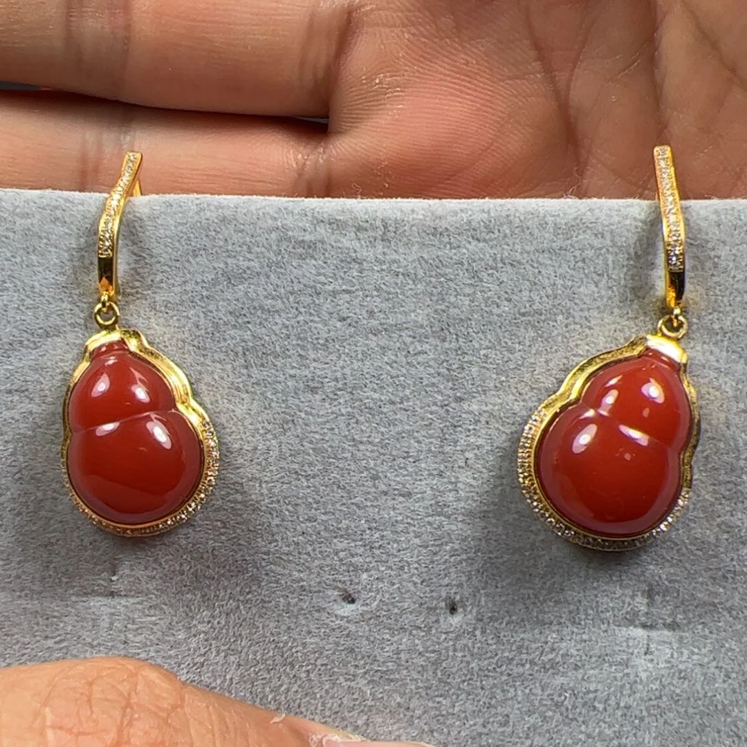 南红玛瑙耳坠18K金镶嵌