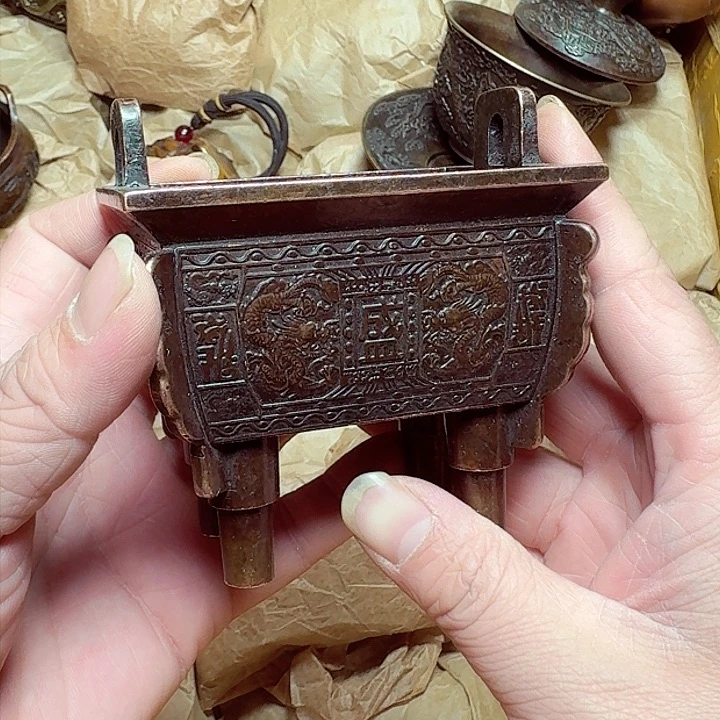 铜器摆件收收藏藏