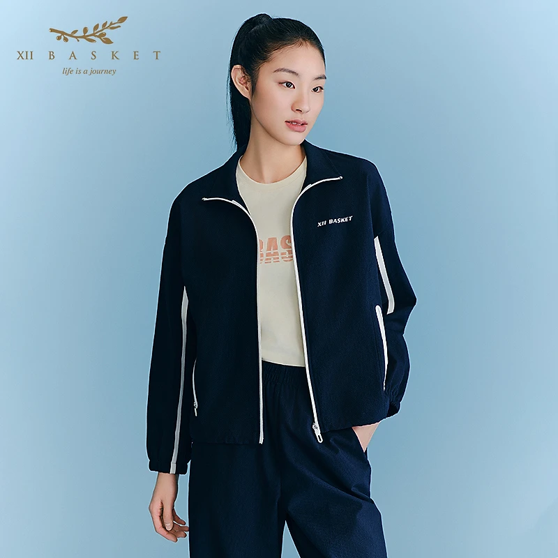 XII BASKET十二篮25春新款压胶字母纸感防泼休闲外套女7C35110400