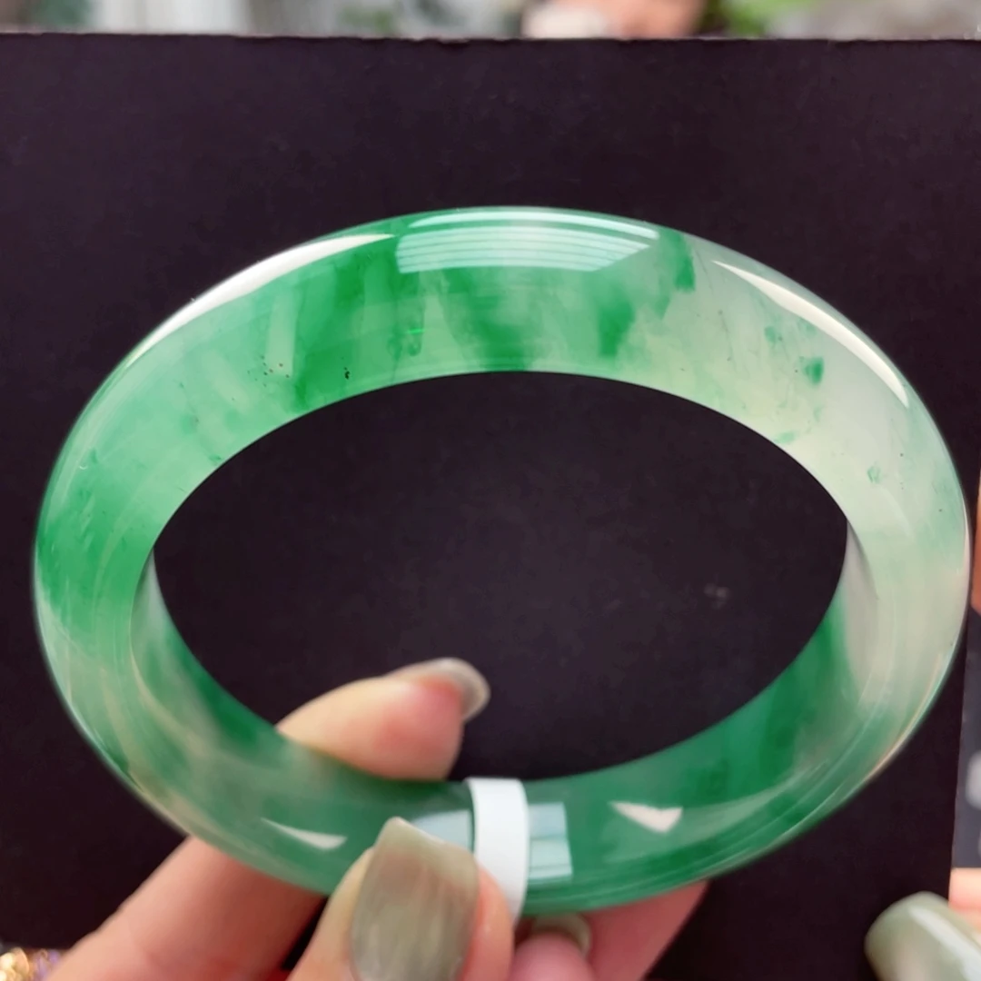 石英质玉手镯未镶嵌米*60-61