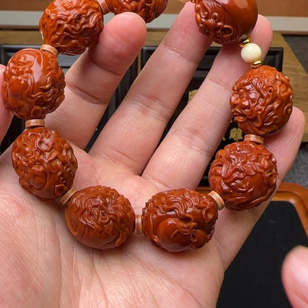 橄榄核吊坠钟馗头