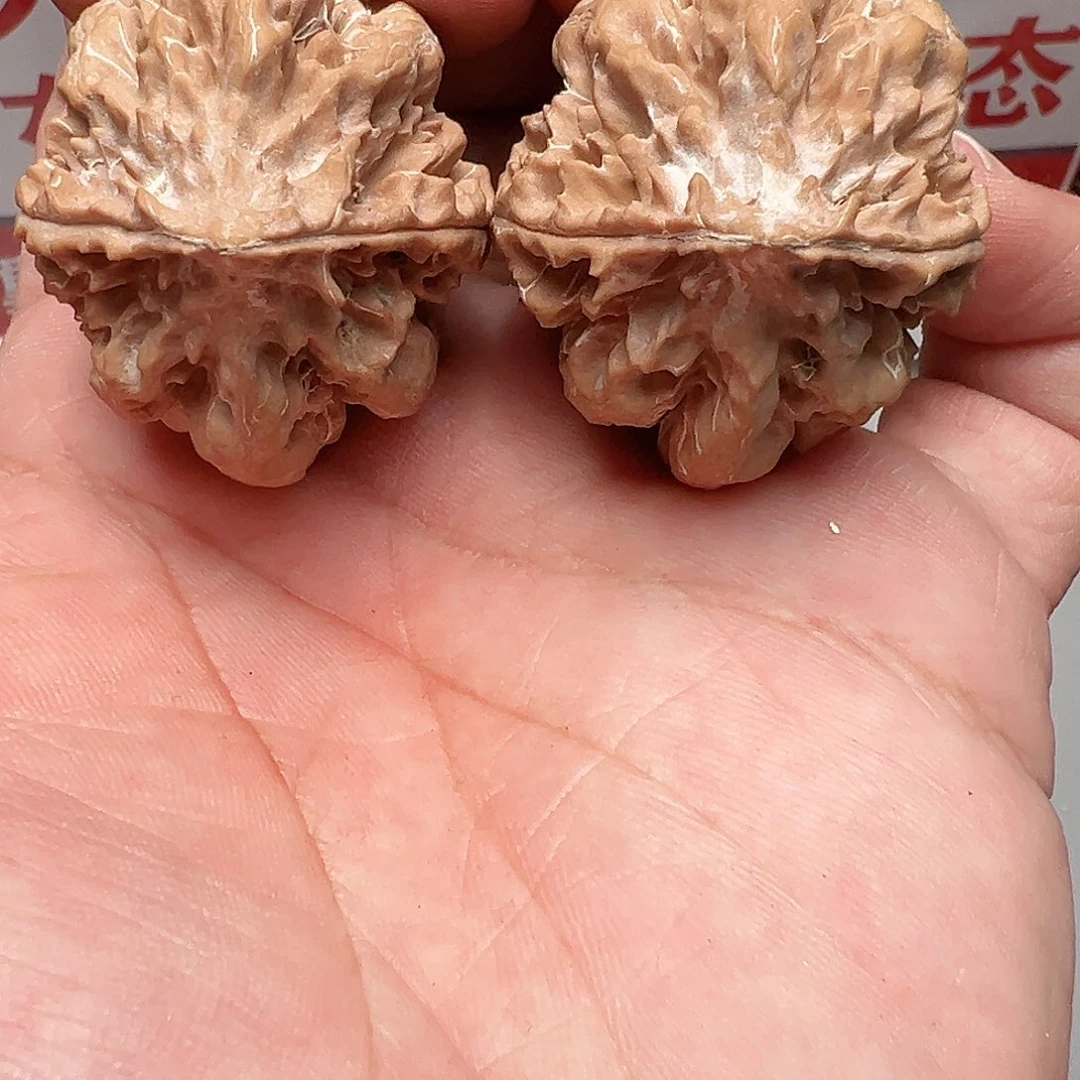 吊坠文玩核桃哥斯拉树头