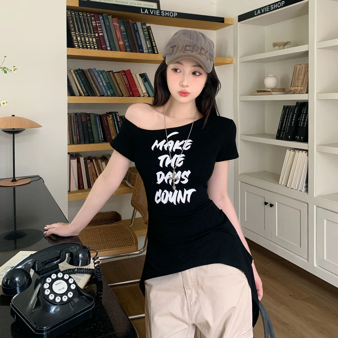 【短袖+背心】两面穿美式辣妹字母印花露锁骨斜肩显瘦设计感上衣