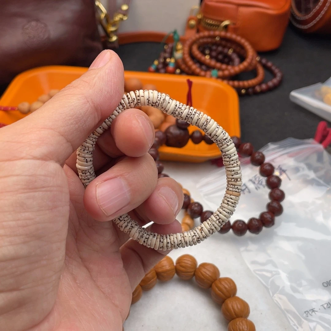 草珠菩提吊坠减***四星月