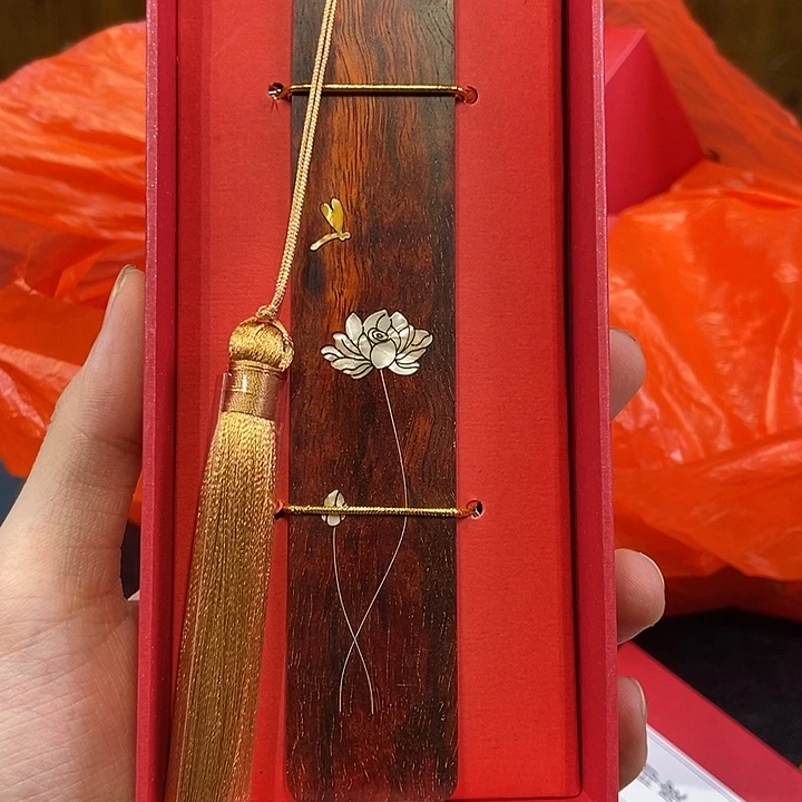 林***被紫檀木类端景台手串