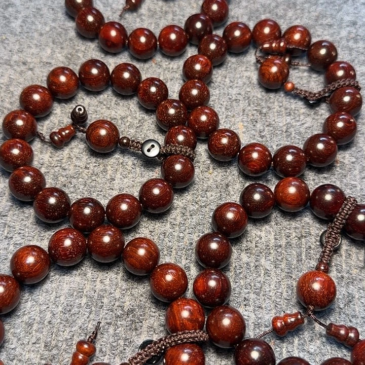 檀香紫檀（小叶紫檀）全陈化老料把件串1.5发一条