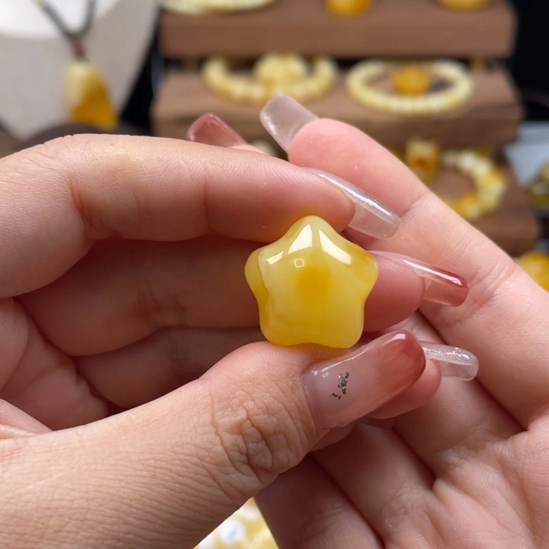 全***马琥珀未镶嵌珠宝奇石