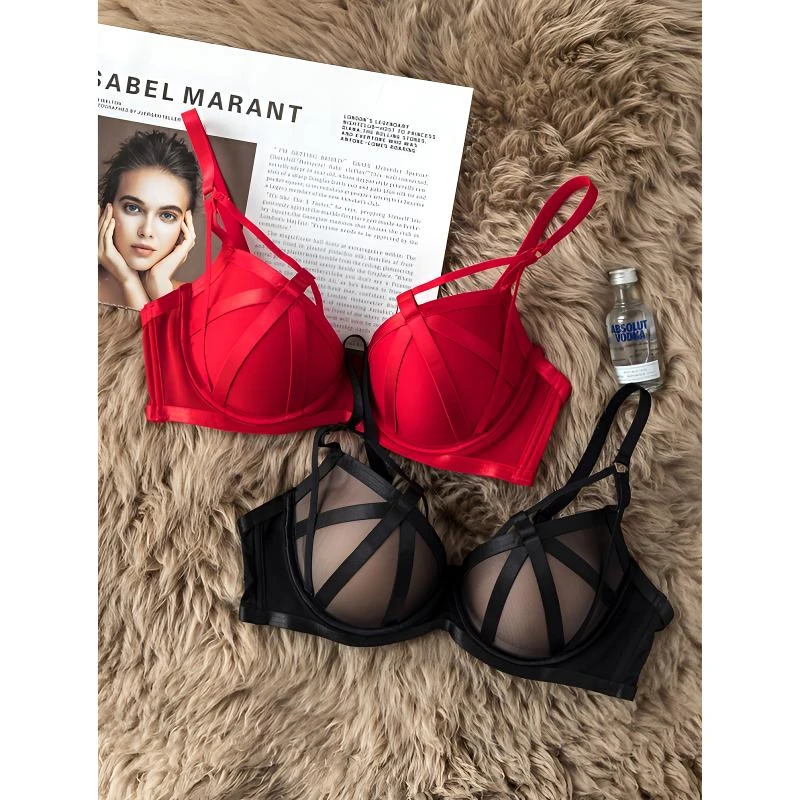 QUAMPH/趣安芬文胸本命年红色内衣女欧美风性感蕾丝舒适西瓜杯