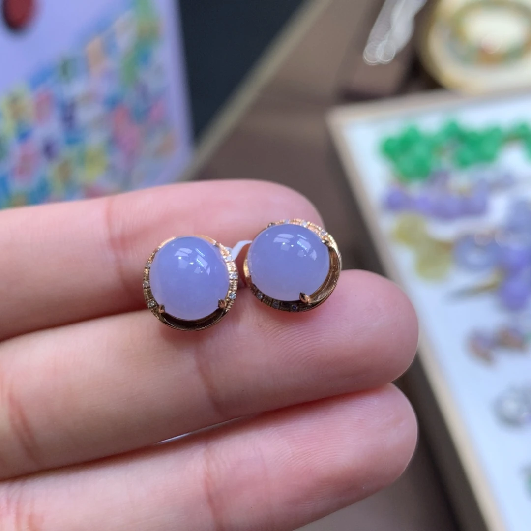 翡翠18K金镶嵌颈饰翡翠