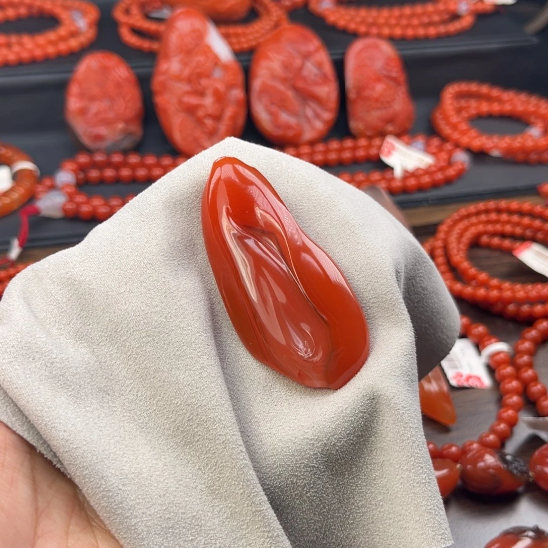 南红玛瑙未镶嵌手链