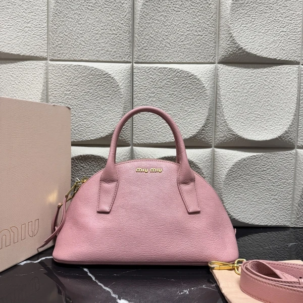 95新/谬谬/妃鱼/单肩包/市场价12000/250217LT0039