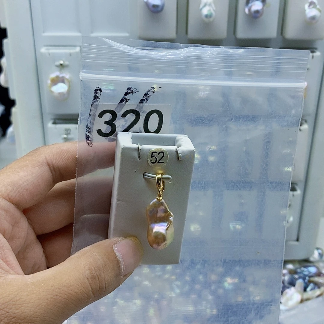 淡水珍珠合金颈饰