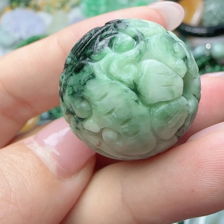 翡翠未镶嵌颈饰天然A货528