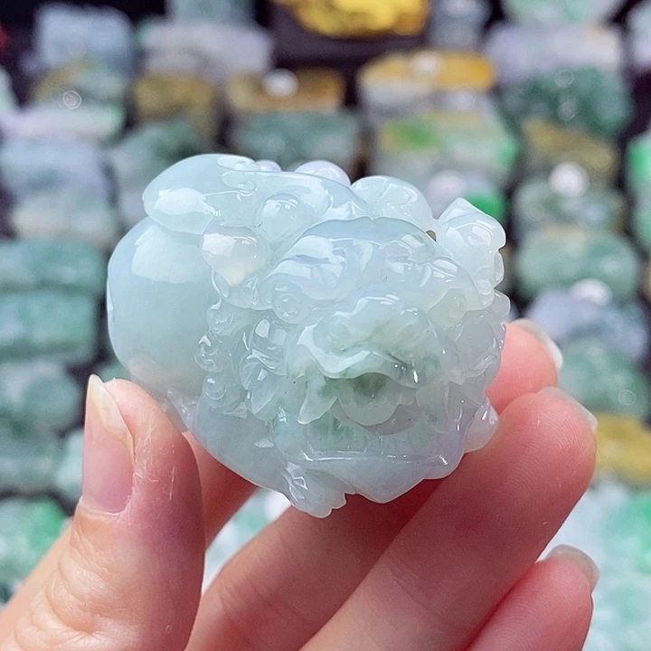 颈饰未镶嵌翡翠天然