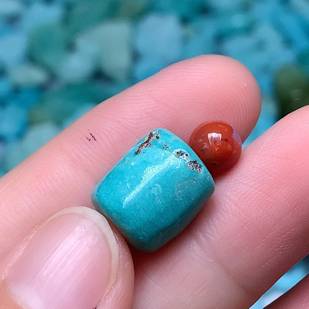 南红玛瑙未镶嵌珠宝奇石