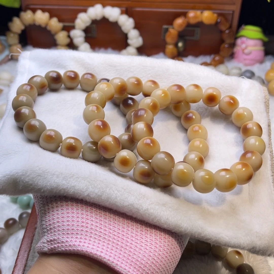 菩提根/象牙果把件小眼睛14干磨油王