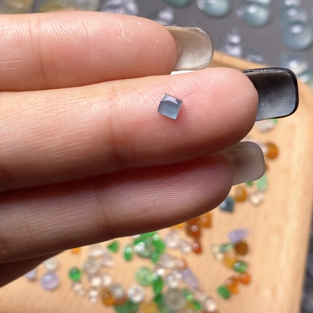 A***ᐝ翡翠未镶嵌颈饰翡翠