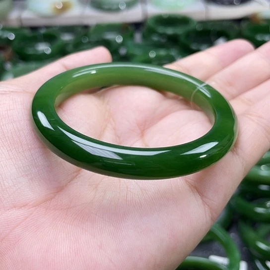 和田玉（碧玉）手镯未镶嵌
