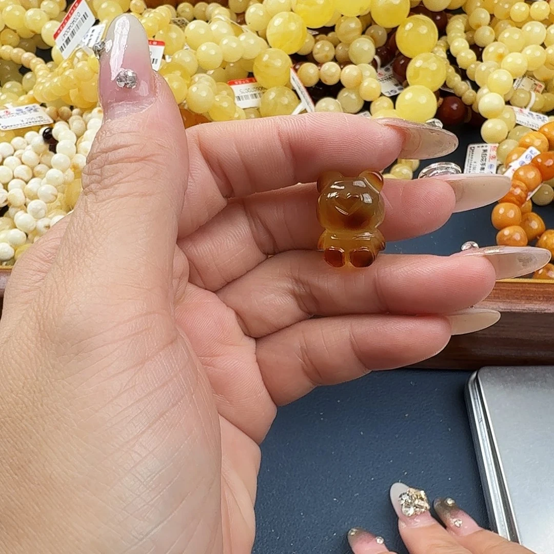 琥珀未镶嵌珠宝奇石