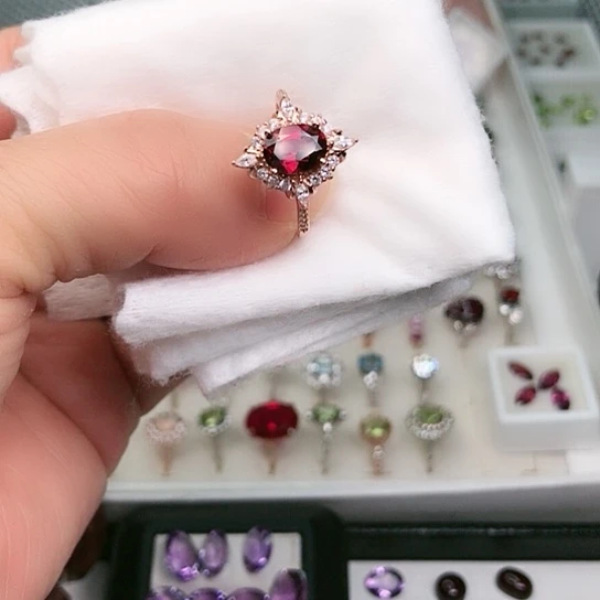 石榴石银S925镶嵌戒指