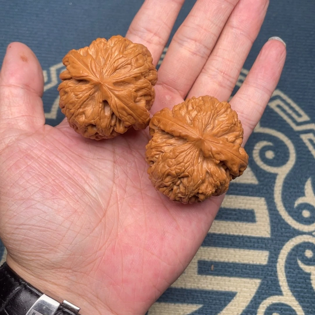 文玩核桃吊坠贾*哥红锦鲤拍卖赠糖心包装