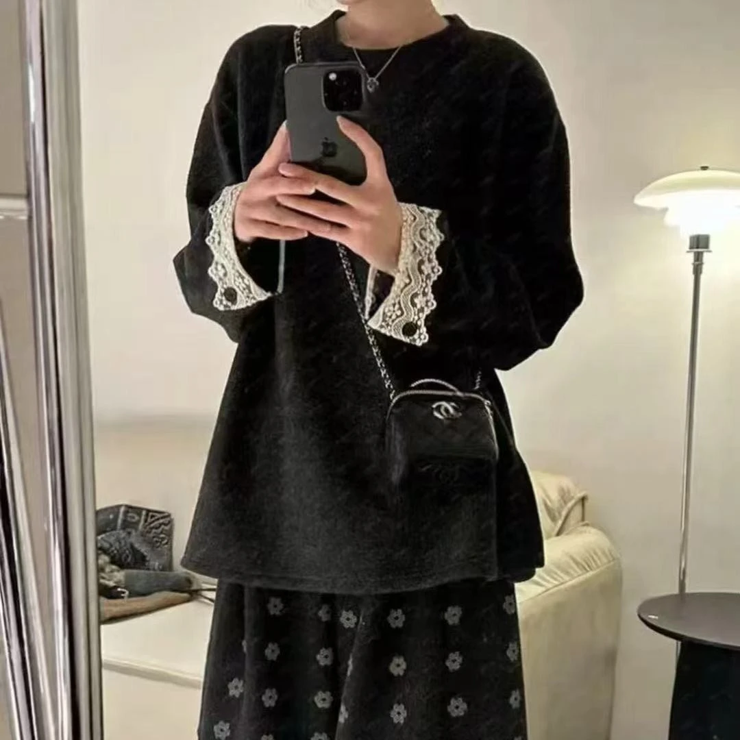 秋冬新款纯色宽松圆领百搭慵懒风长袖