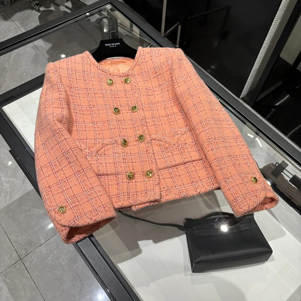 25年春装新款女装 时尚双排金扣格子双口袋橘色粗花呢外套-W032
