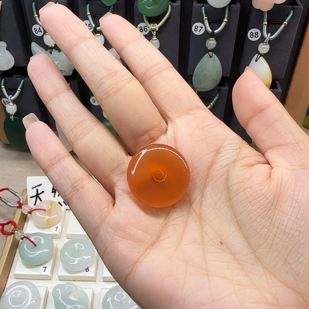 玛瑙/玉髓颈饰未镶嵌