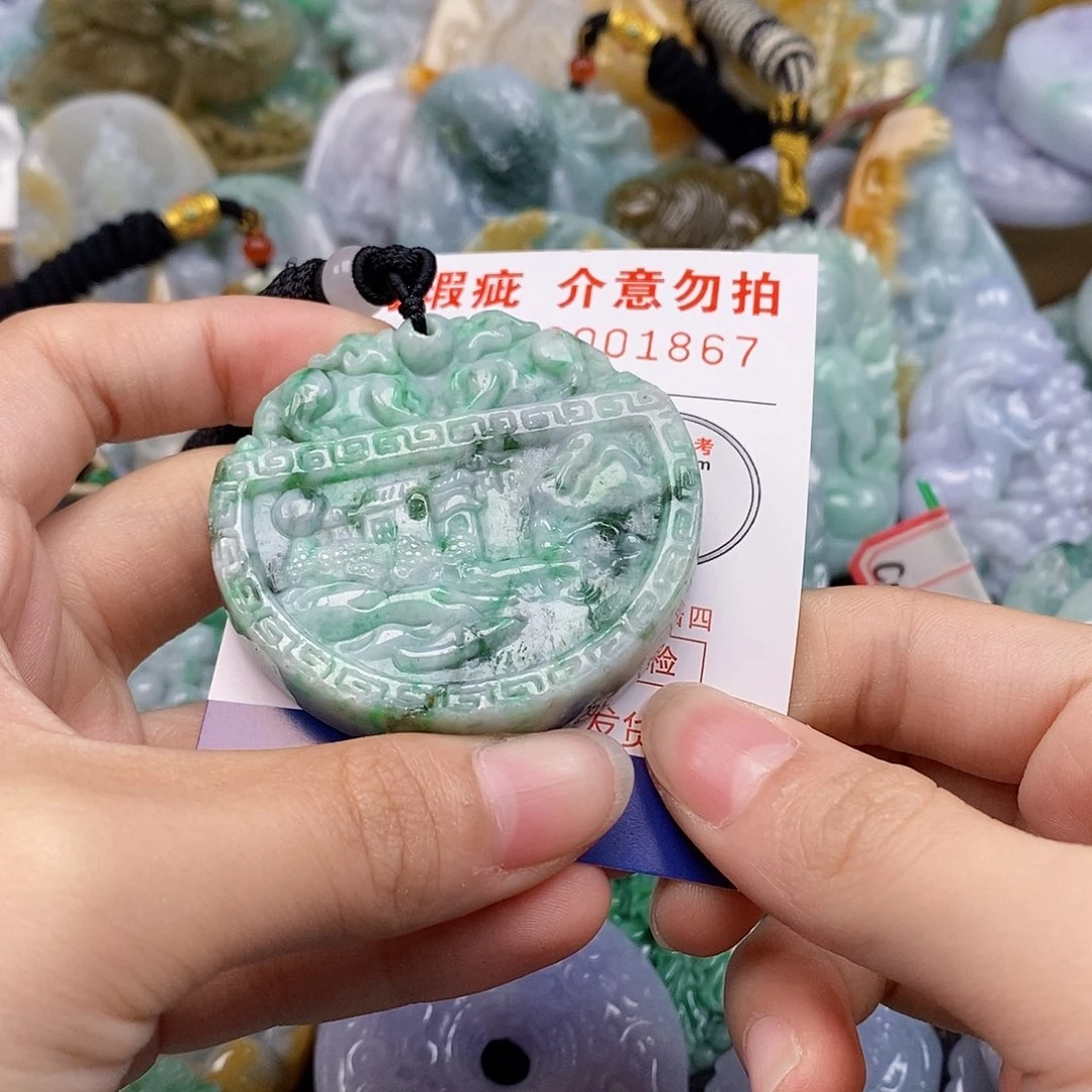 吊坠(不含链)未镶嵌翡翠