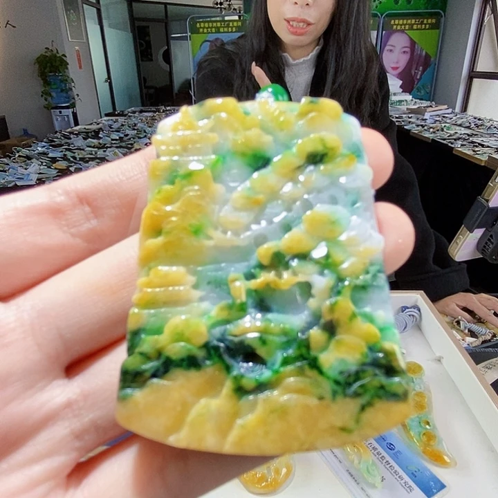 颈饰未镶嵌翡翠翡翠