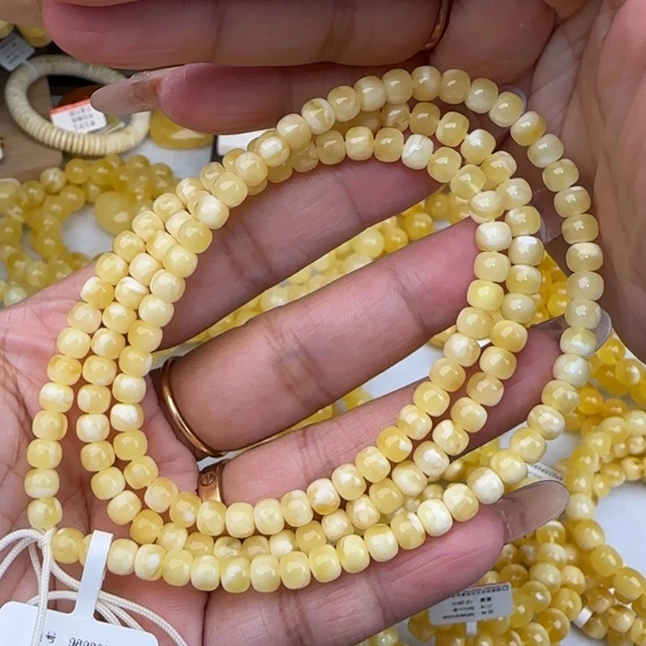 手串蜜蜡未镶嵌金白妖花老型