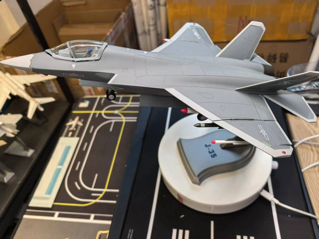 歼35隐形战斗机模型飞机成品仿真合金摆件2025珠海航展军事纪念品