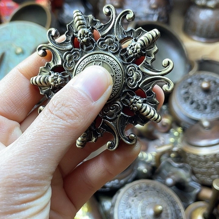 全是铜铜铜器铜器