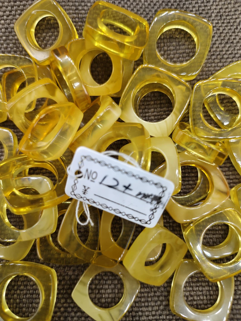 原矿蜜蜡未镶嵌跑环