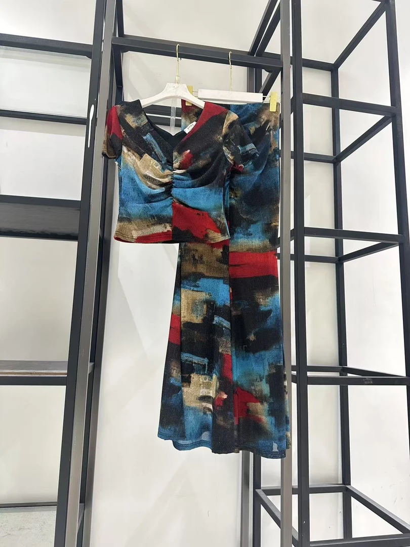 5019-B-2-2-1 新款女装气质显瘦修身印花短上衣加上鱼尾修身套装