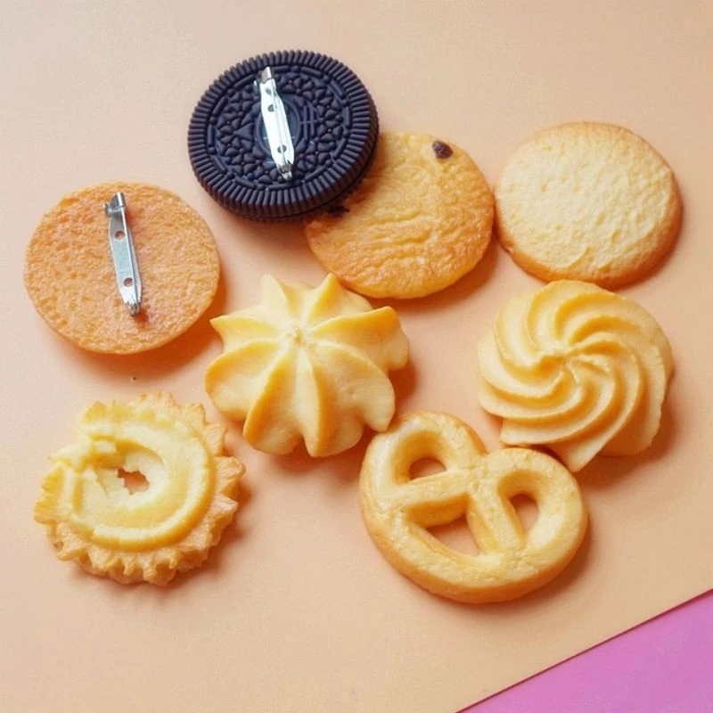 曲奇饼干胸针原创仿真奥利奥饼干徽章有趣好玩搞怪送情侣配饰礼物
