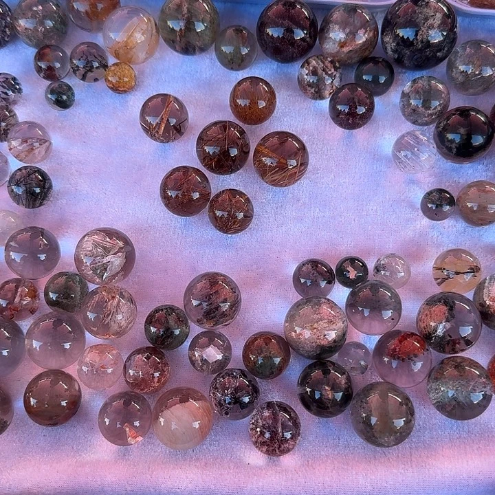 宋***悠水晶未镶嵌珠宝半成品